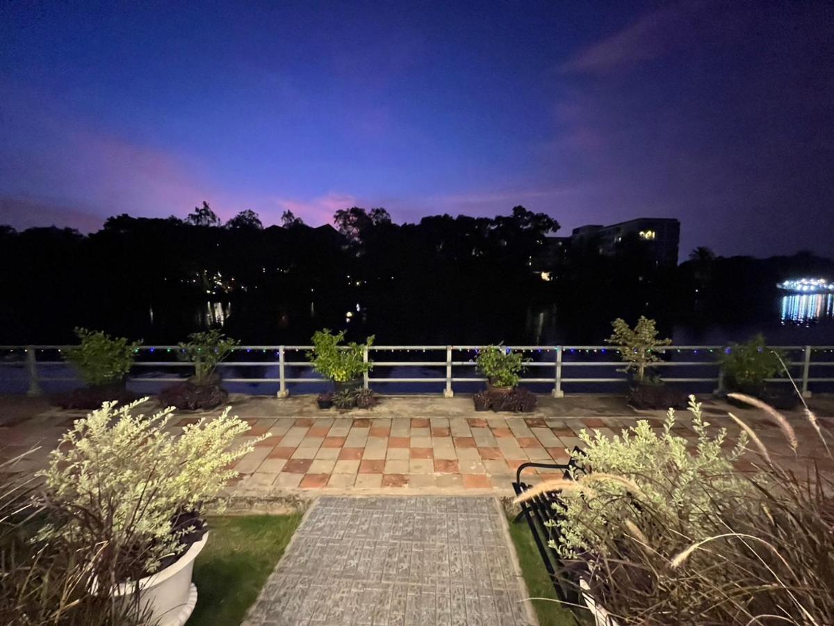 Usabai Riverside Boutique Hotel Chanthaburi Exterior foto